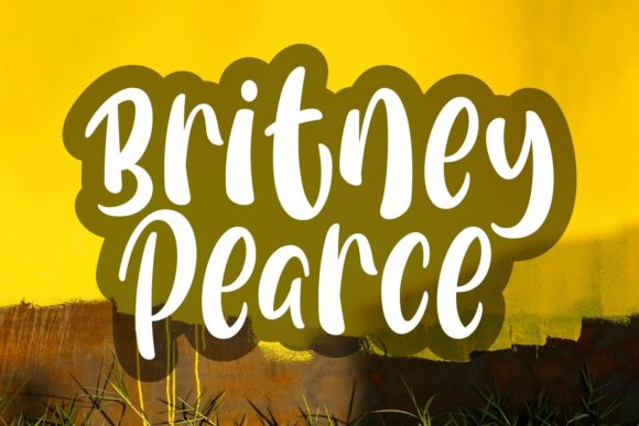 Britney Pearce: A Modern Script Typeface for Web Design